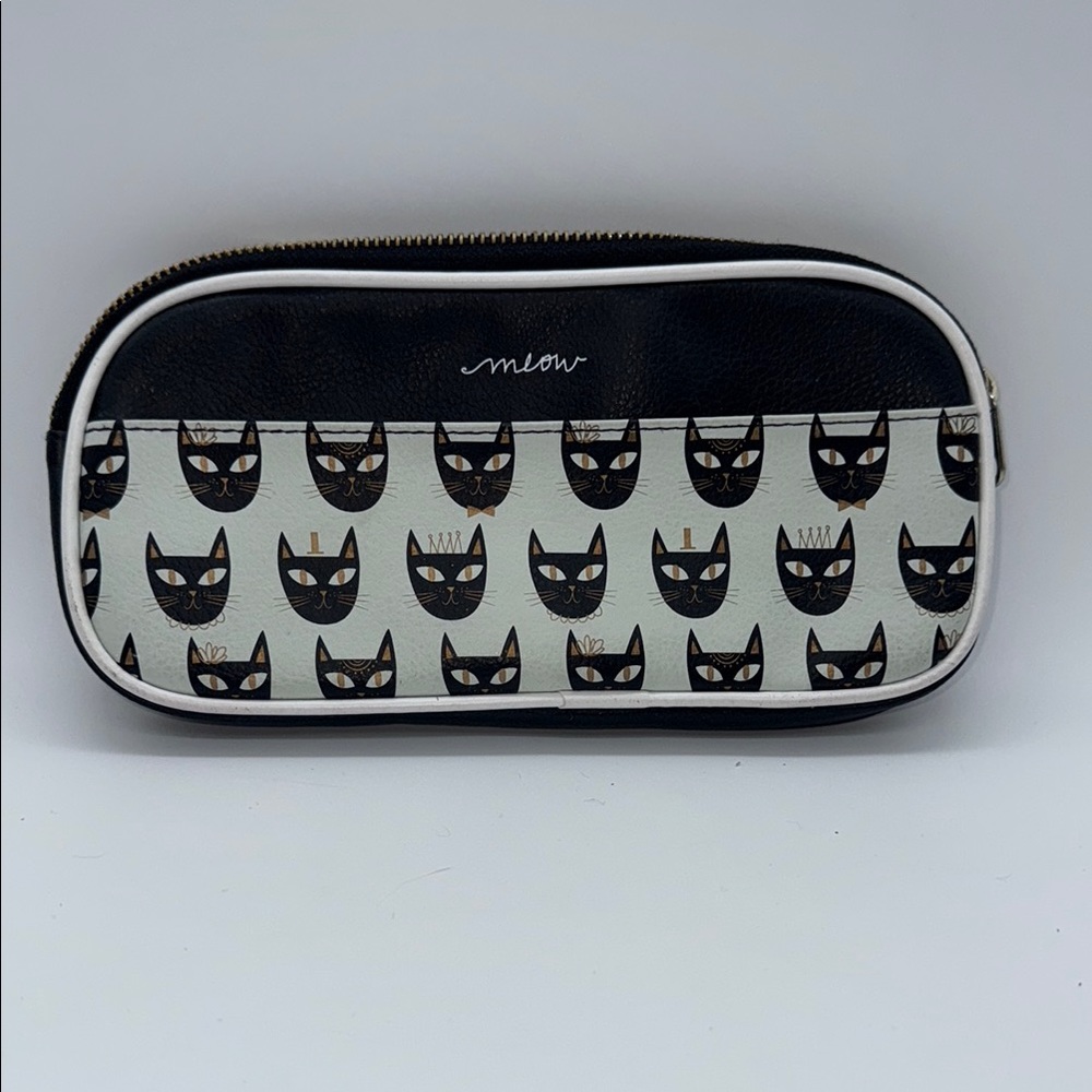 Black and White Cat Print Pouch